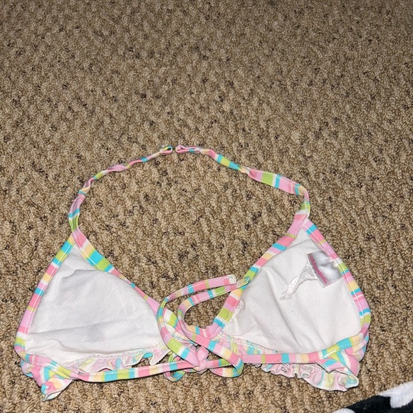 cute ruffle bikini set - Picture 3 of 4